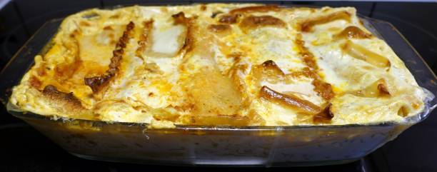 istock Home-made white lasagna fresh from the oven 1185187049