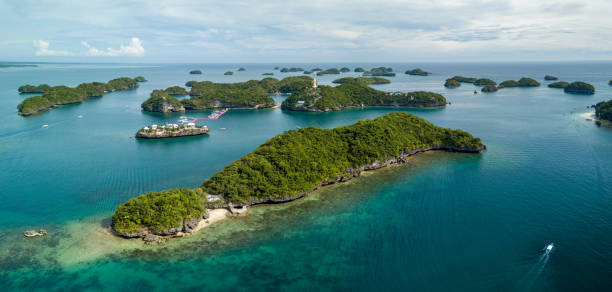 Scenic Panorama Drone Aerial Picture of the Hundred Islands National Park in Pangasinan, Philippines Shot with DJI Mavic Pro pangasinan stock pictures, royalty-free photos & images