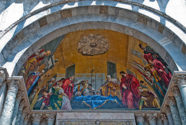 istock Venice, Italy: outer facade West, Mosaic of the St. Mark's Basilica 1185218640