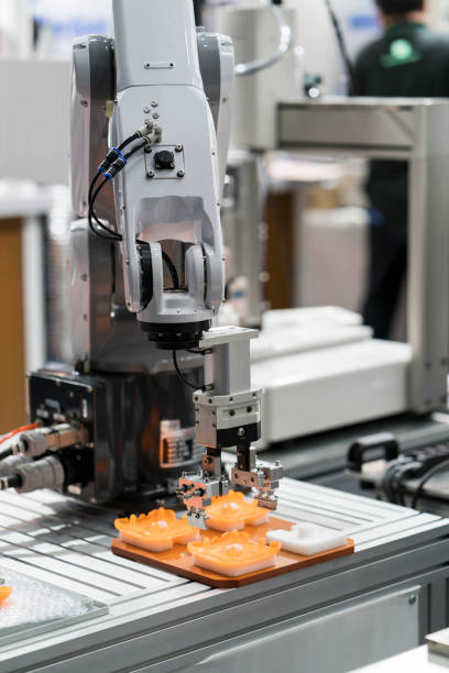 istock obot and automation system for modern manufacturing. 1185222171