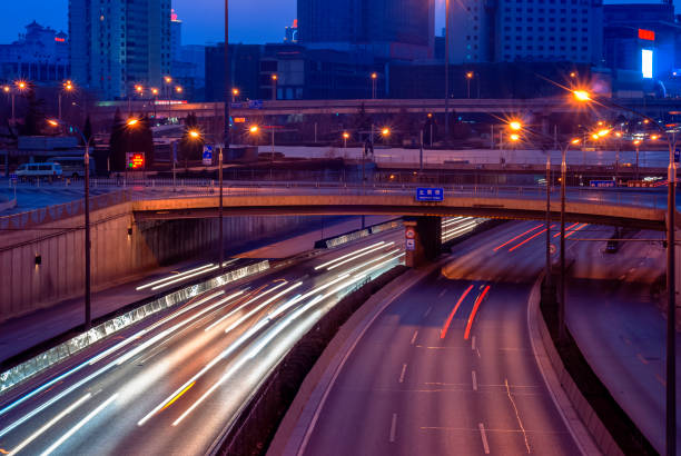 istock Urban highway traffic 1185232153