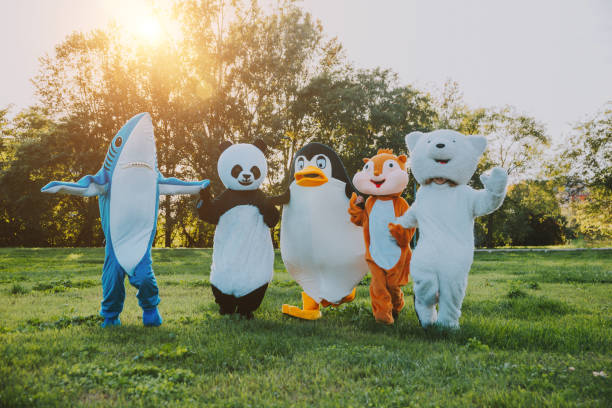 istock Group of animals mascots doing party 1185234065