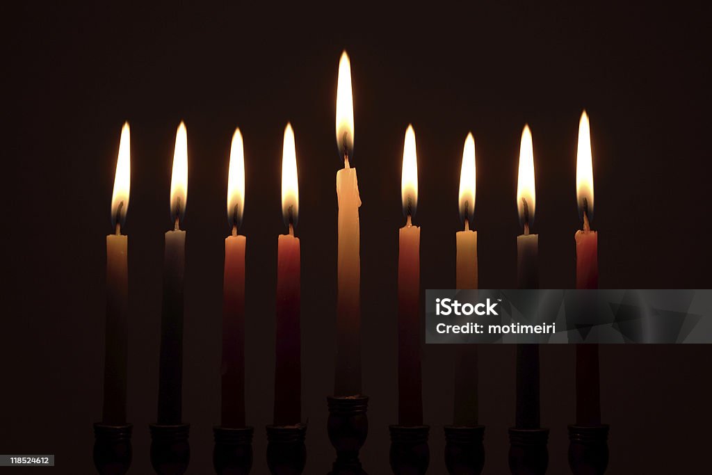 Janucá de velas - Foto de stock de Jánuca libre de derechos