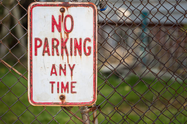 istock Rusted old No Parking sign 1185268325