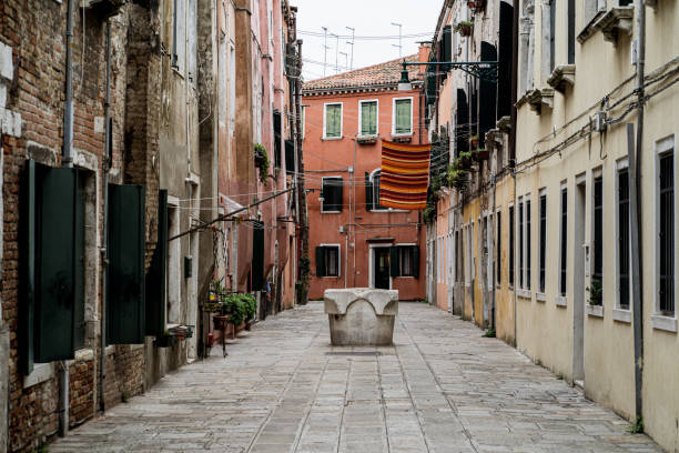 istock Streets and canals of Venice 1185272843
