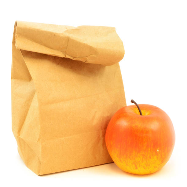 ブラウンバッグランチ - packed lunch paper bag apple lunch ストックフォトと画像