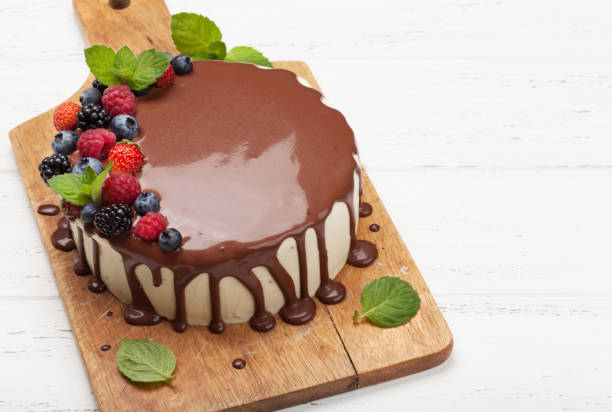 istock Cheesecake with berries and chocolate 1185324181