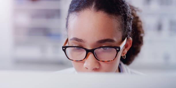 istock Reading up on the latest scientific journals online 1185351651