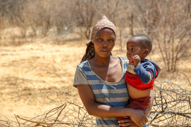 istock African woman with a child 1185362168