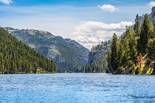 Un paisaje con vistas a Gates of the Mountain en Helena National Forest, Montana photo