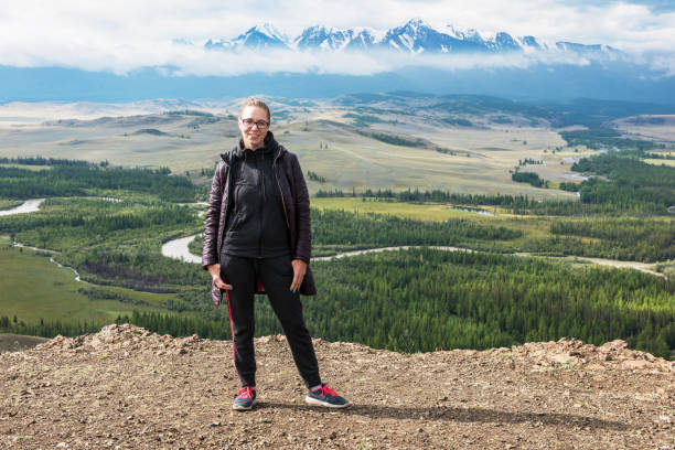 istock Woman in the mountain 1185397795