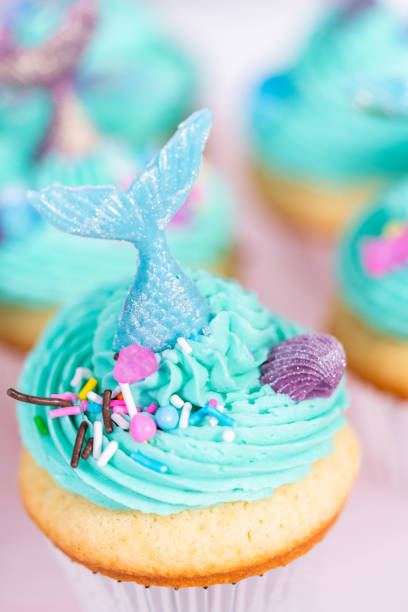 istock Gourmet mermaid cupcakes 1185398502