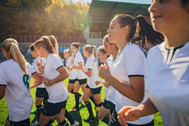 istock Women soccer team running 1185406874