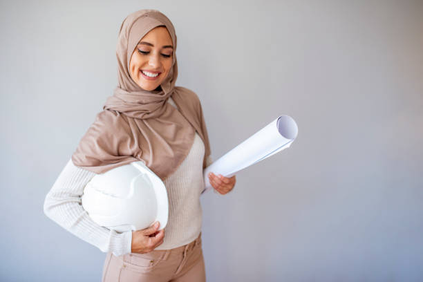 istock Architect Young Muslim women at work. 1185428699