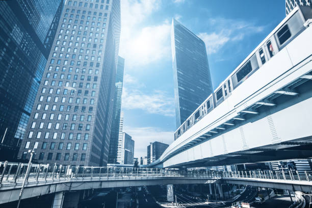 grattacieli shiodome a tokyo - shimbashi district skyscraper building exterior low angle view foto e immagini stock