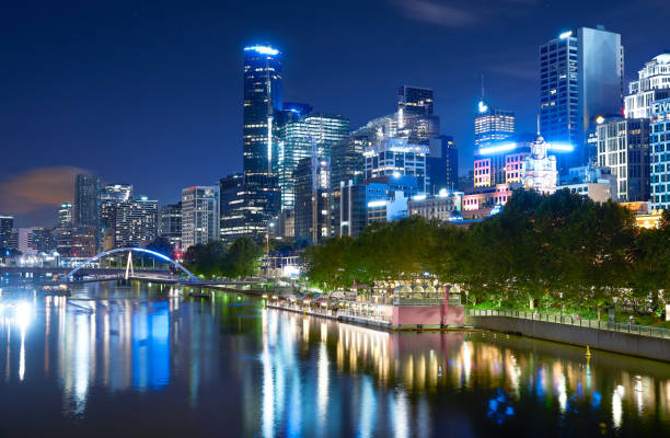 Melbourne city at night .