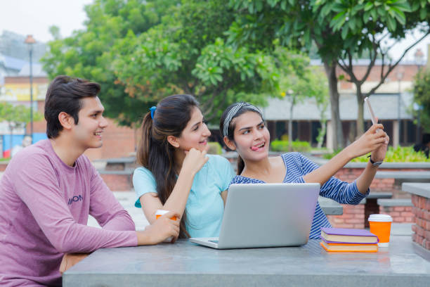 istock Students taking some selfies before class. stock photo 1185450580