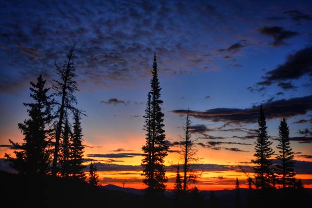 istock Sunrise in the mountains 1185463808