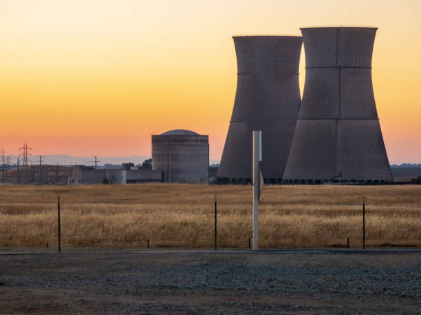 istock Decommissioned nuclear power plant Rancho seco at sunset 1185465418