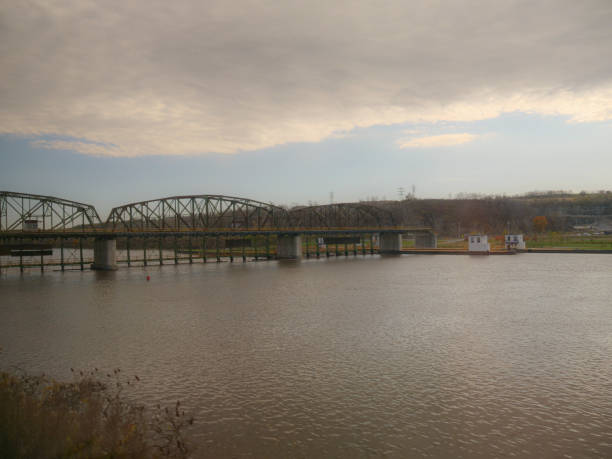istock Erie Canal view of lock from a train 1185467264