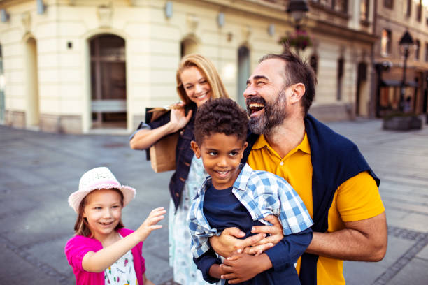 istock Family Shopping 1185504809
