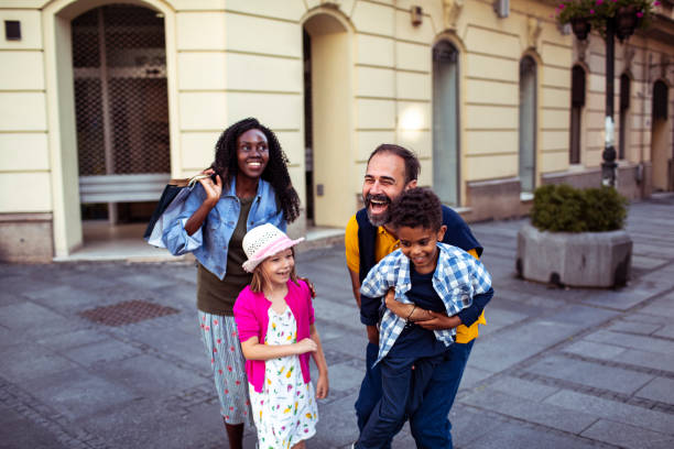 istock Family out Shopping 1185505438