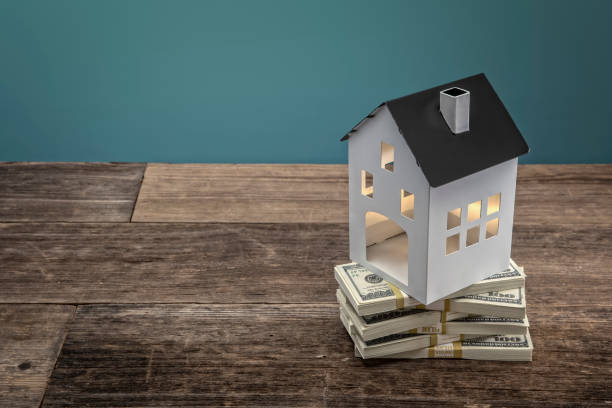 istock Buying a home for sale 1185506749