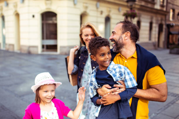 istock Family Shopping 1185506840