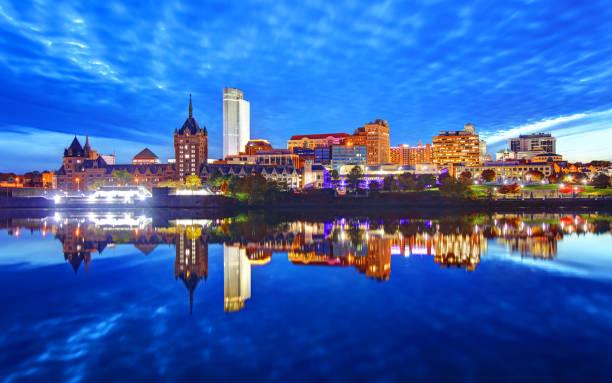 istock Downtown Albany, New York Skyline 1185514588