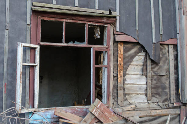 istock Window barracks with broken glass after a gas explosion and fire. 1185517164