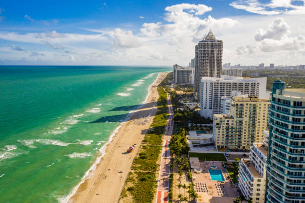 istock Condos on Miami Beach FL 1185525666