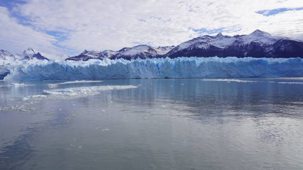 istock expert brunette glacier in glaciers 1185546600