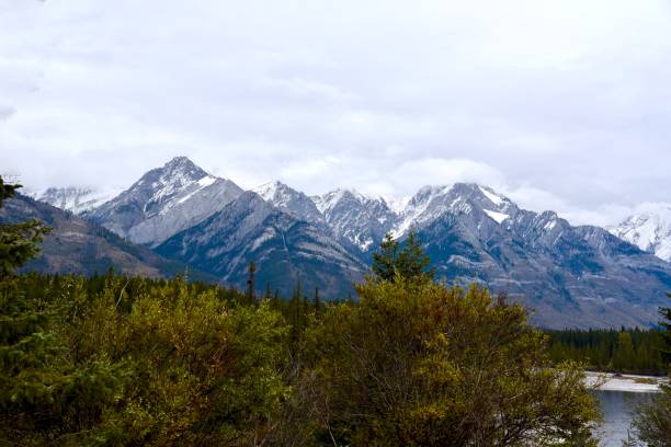 istock Canadian Rocky Mountains 1185560329