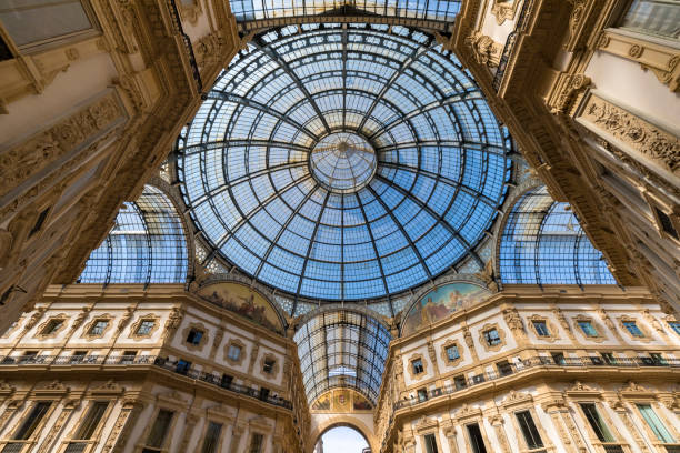 galleria vittorio emanuele ii - dome milan italy architectural feature italy photos et images de collection