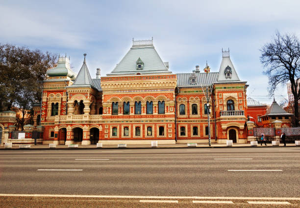 moskau, russland, französische botschaft. - französische botschaft stock-fotos und bilder