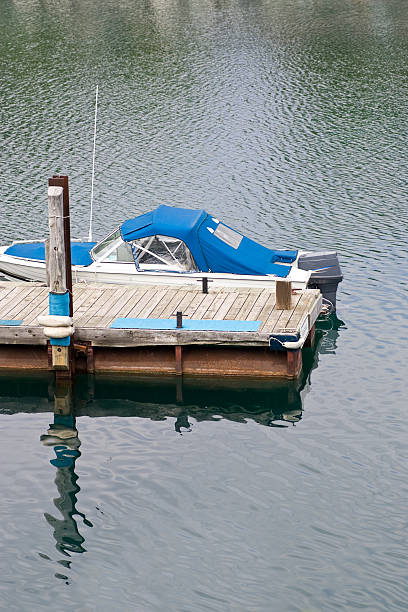 istock Boat at end of the dock 118560303
