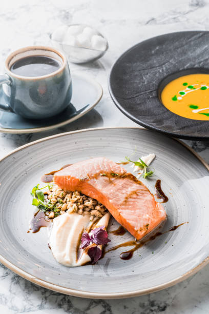 istock Under Bide Salmon Fillet 1185615800