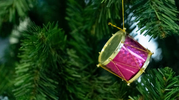 istock Pink drums are ornaments on Christmas 1185616440