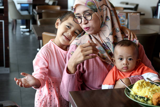 istock South East Asia: Malaysia - Big Family Gathering 1185645936