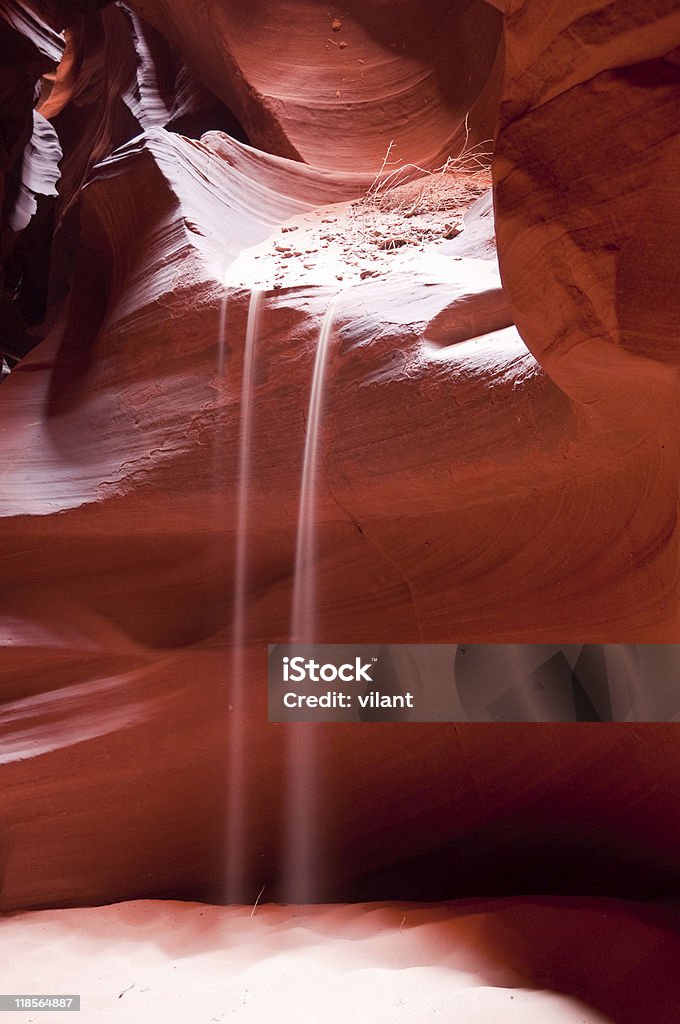 Jacto de areia no Desfiladeiro Antelope Canyon - Royalty-free Areia Foto de stock