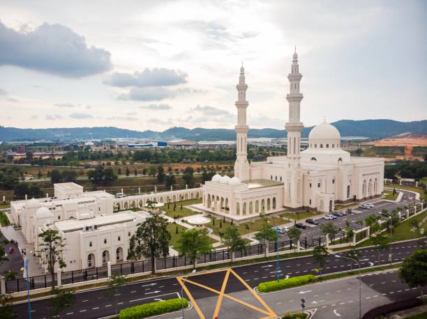 istock Aerial view of Masjid Sri Sendayan 1185664073