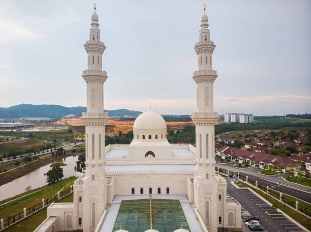 istock Aerial view of Masjid Sri Sendayan 1185664106