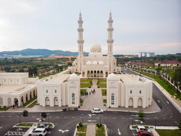 istock Aerial view of Masjid Sri Sendayan 1185664154