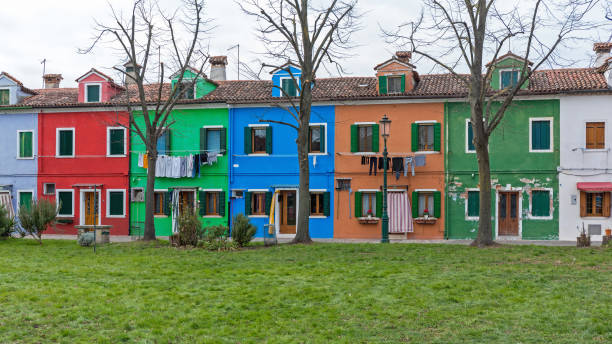 istock Colourful Houses Park 1185682506