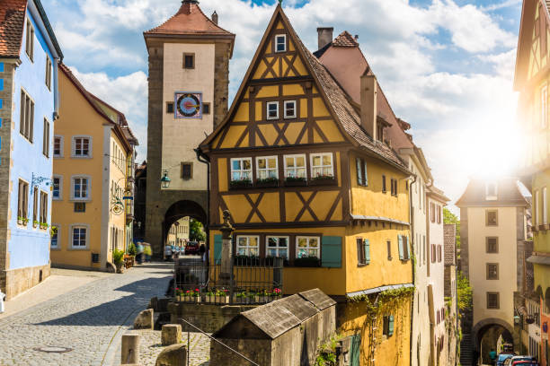 ローテンブルク ob der タウバー  - rothenburg old town tourism travel ストックフォトと画像