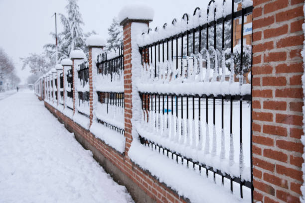 istock Great winter snowfall in the city 1185702725