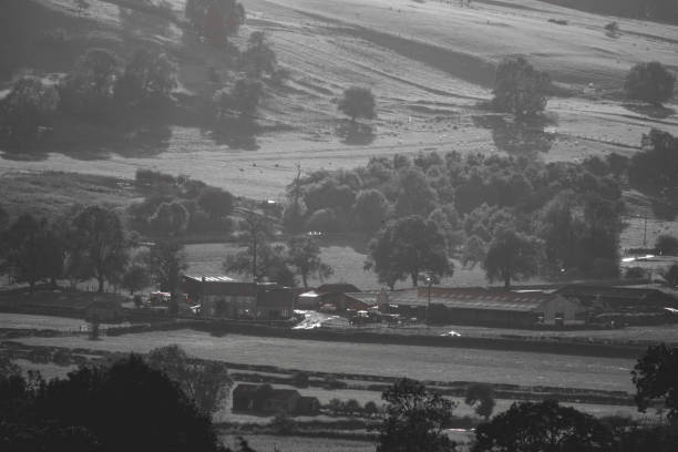 istock Monochromatic landscape of Yorkshire Dales 1185708897