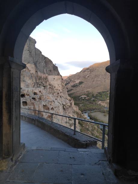 istock Portal to Vardzia 1185716508