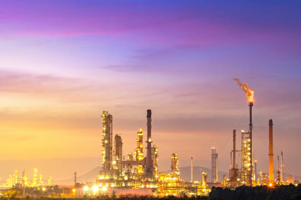 istock industry oil and gas refinery 1185719370