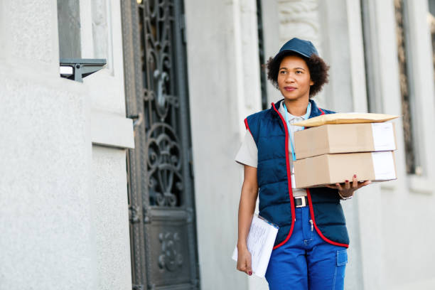 istock She always delivers the shipments right on time! 1185724519
